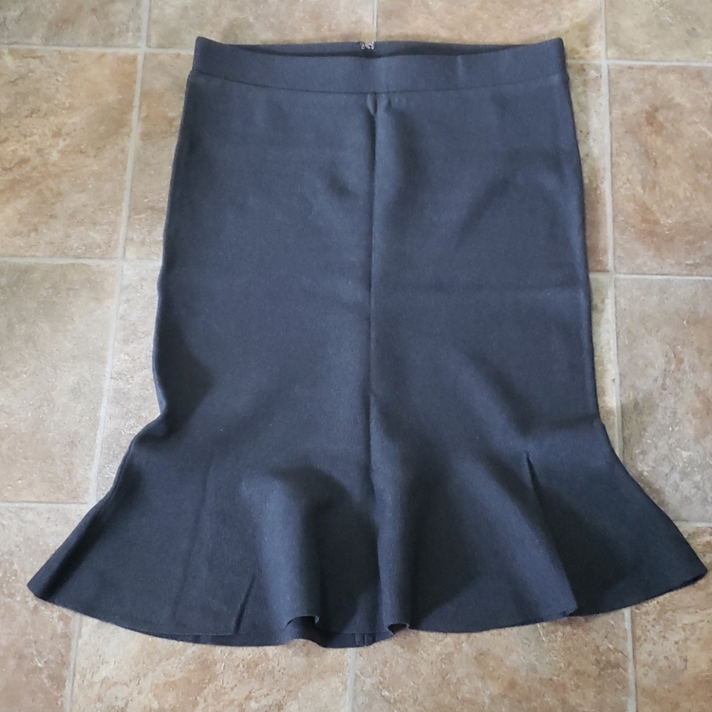 NWT Torrid Dark Grey Trumpet Skirt